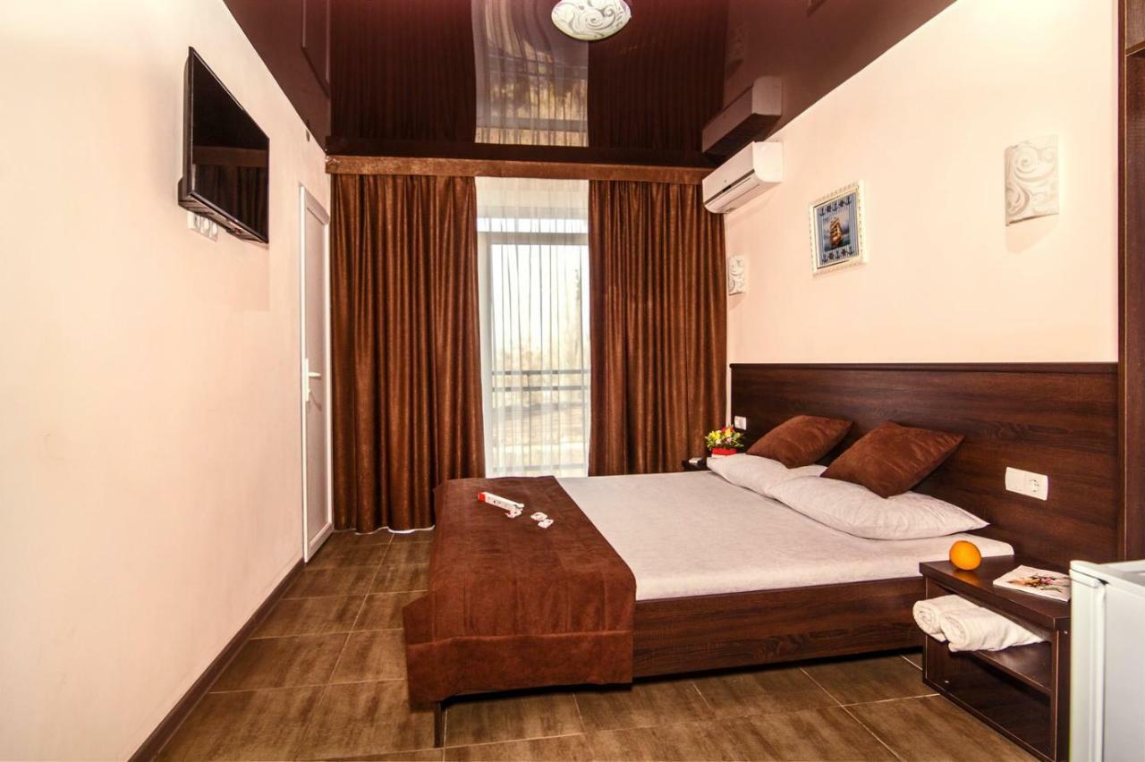 Hotel Marmaris à Skadovsʼk Extérieur photo
