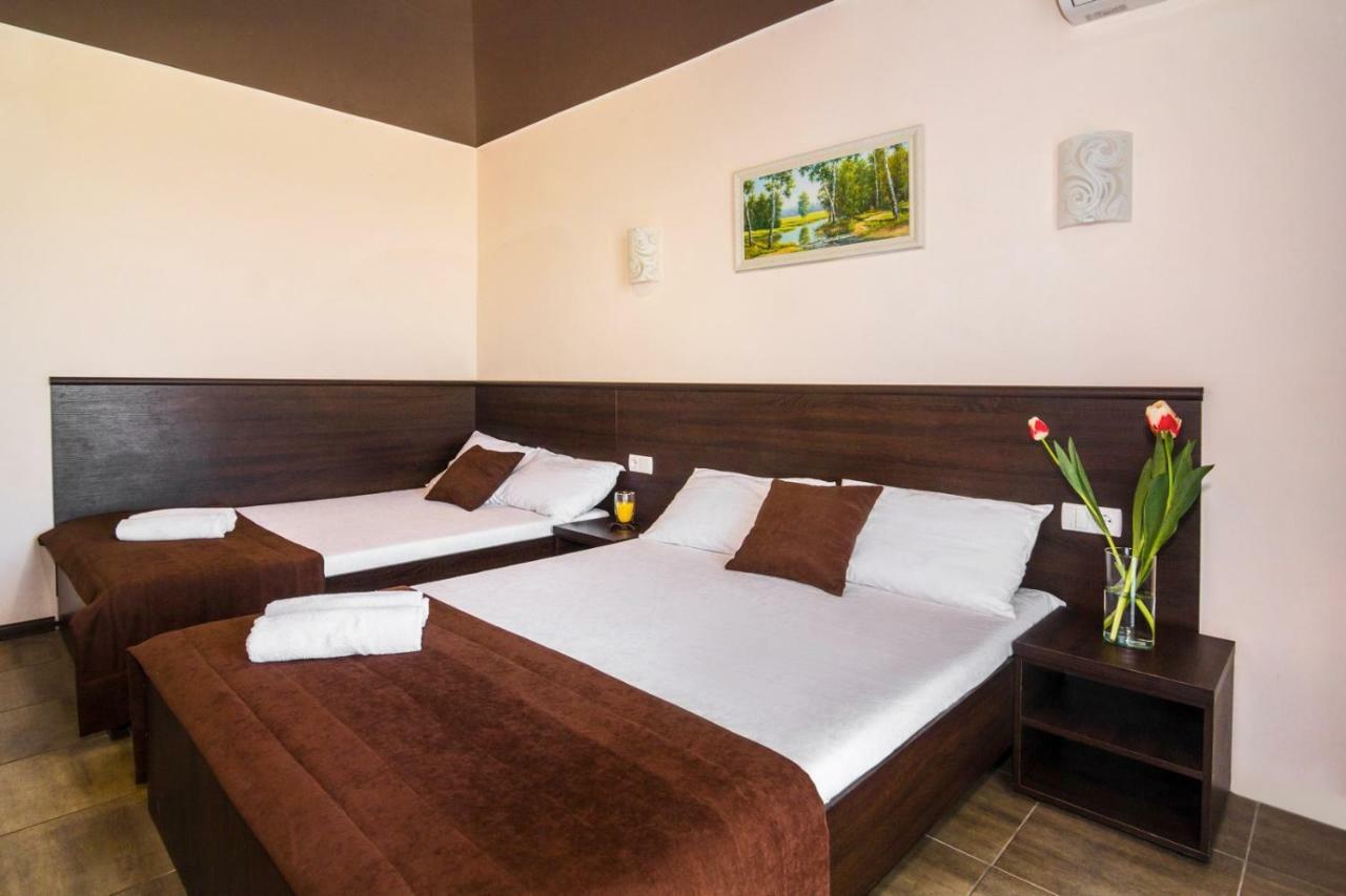Hotel Marmaris à Skadovsʼk Extérieur photo
