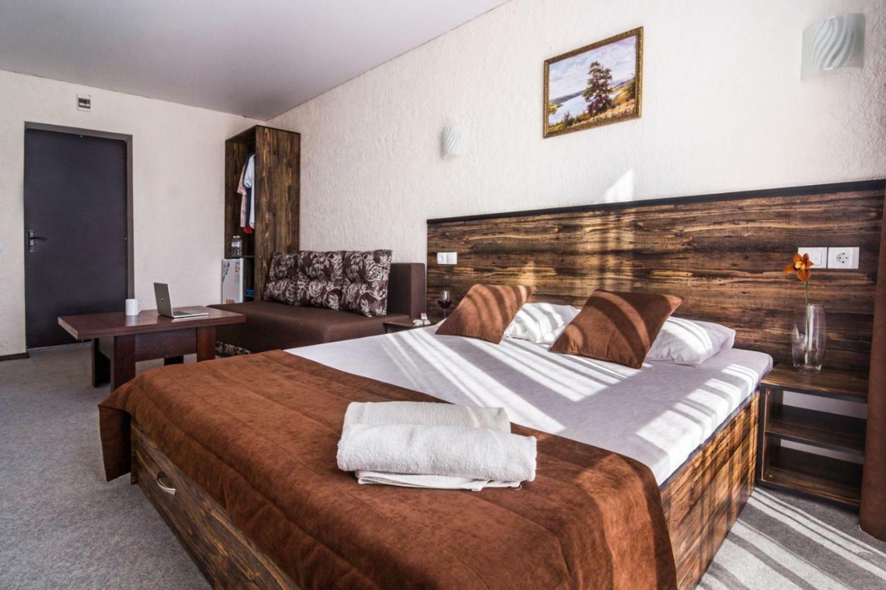 Hotel Marmaris à Skadovsʼk Extérieur photo